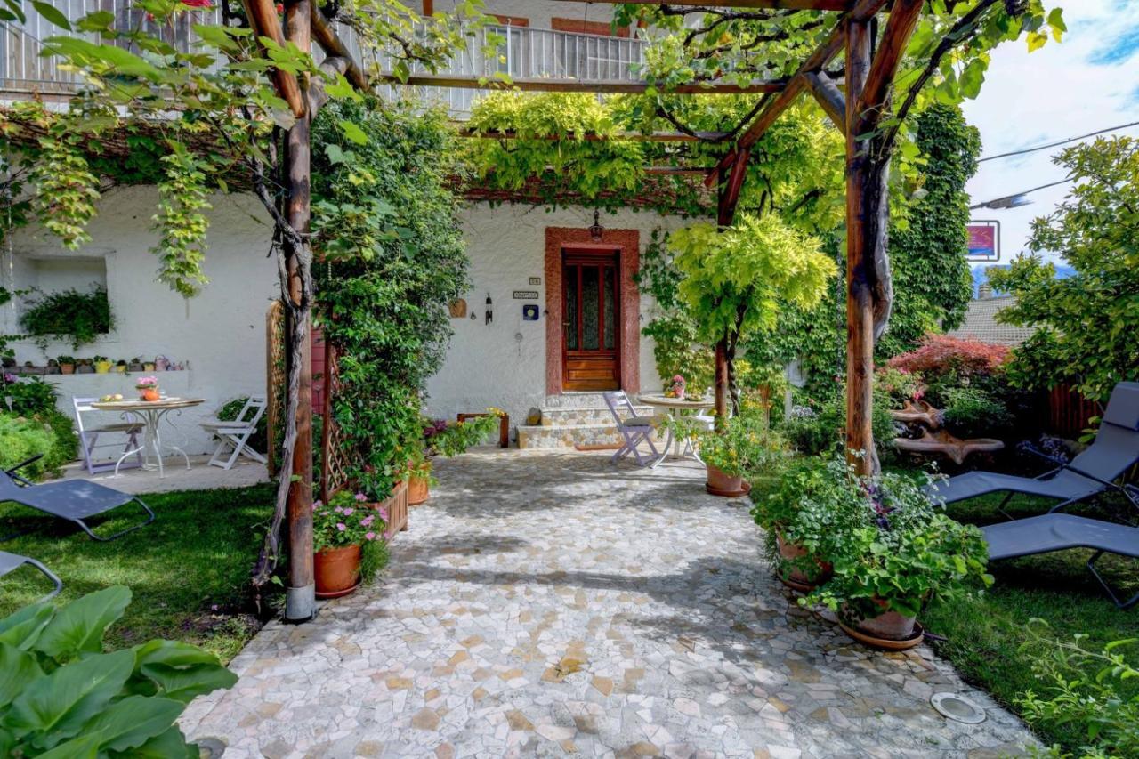 Casa Vacanze Regina Del Lago Tremosine ภายนอก รูปภาพ