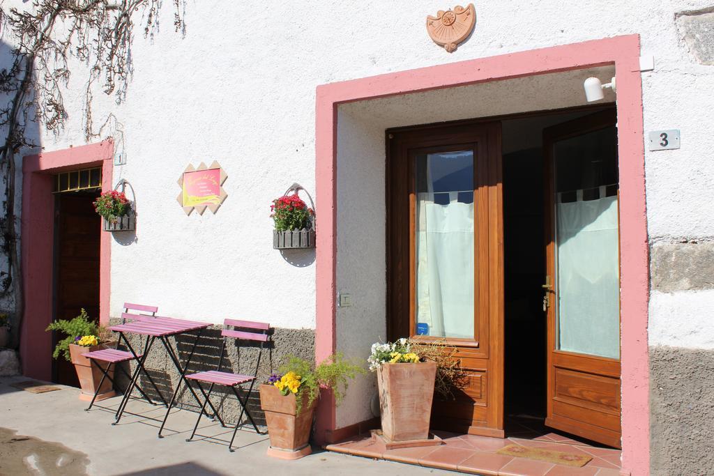 Casa Vacanze Regina Del Lago Tremosine ภายนอก รูปภาพ
