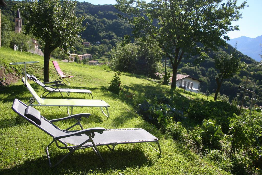 Casa Vacanze Regina Del Lago Tremosine ภายนอก รูปภาพ