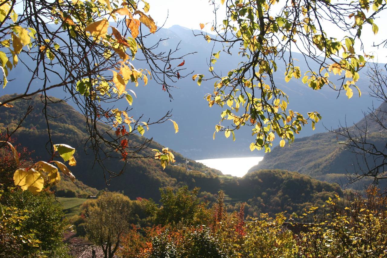 Casa Vacanze Regina Del Lago Tremosine ภายนอก รูปภาพ