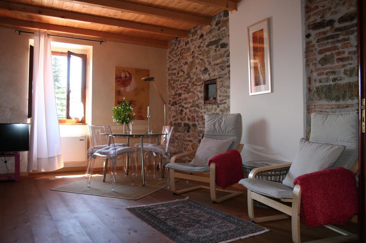 Casa Vacanze Regina Del Lago Tremosine ภายนอก รูปภาพ